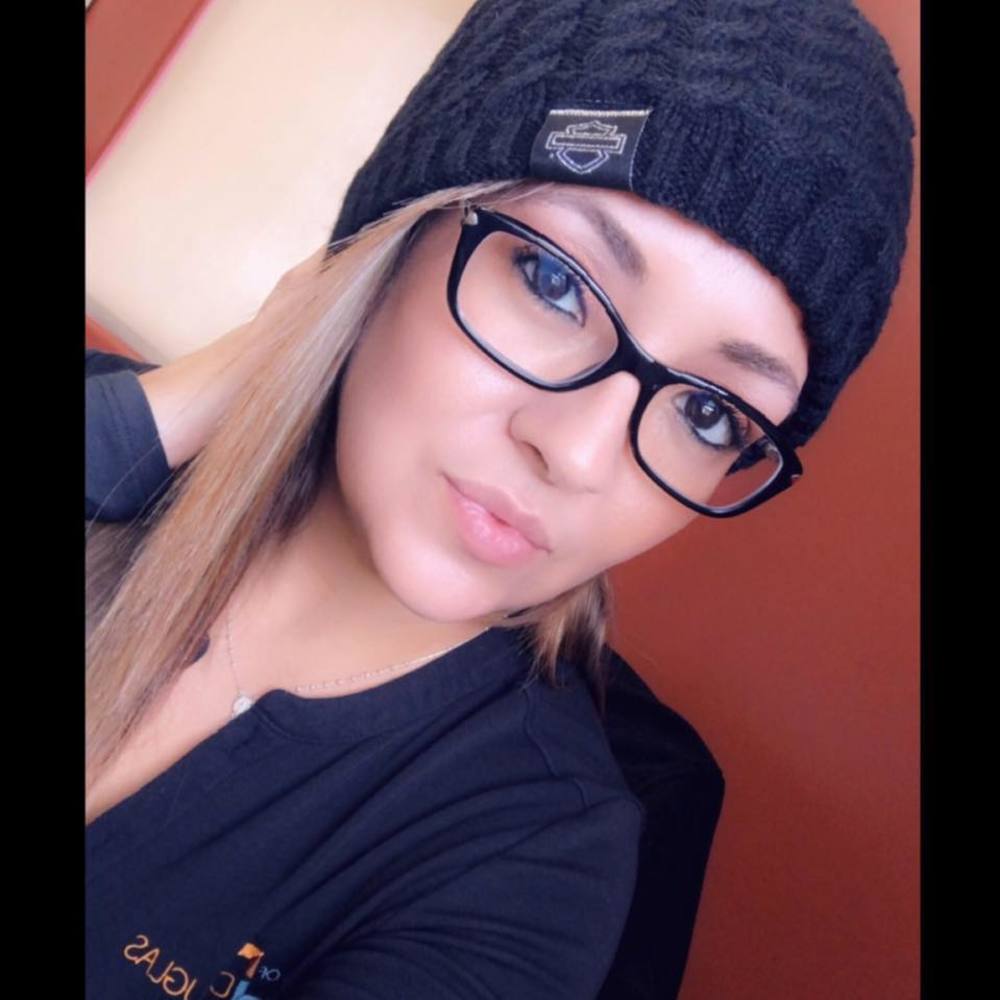 Meet your Posher, Noelle